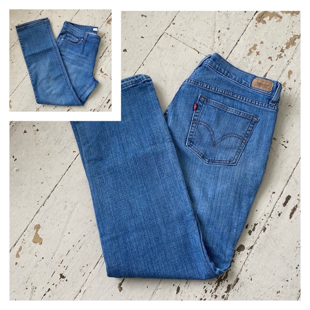 Levi's 505 Women"s Straight Leg Jeans